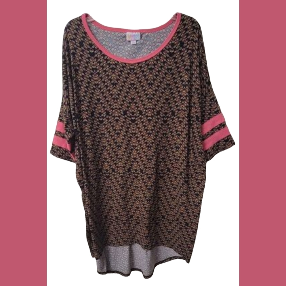 LuLaRoe top sz medium